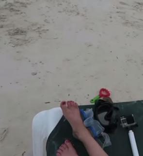 Brittney Smith feet photo thumbnail