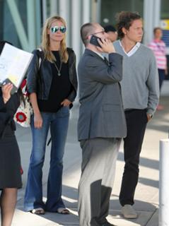 Heidi Klum feet photo thumbnail