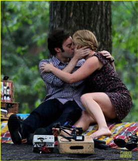 Amy Schumer feet photo thumbnail