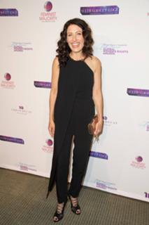 Lisa Edelstein feet photo thumbnail