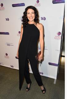 Lisa Edelstein feet photo thumbnail