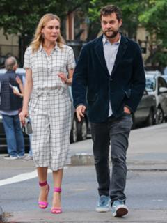 Diane Kruger feet photo thumbnail