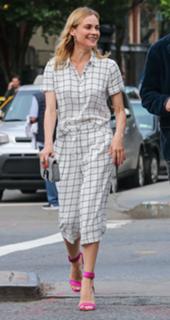 Diane Kruger feet photo thumbnail