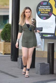 Perrie Edwards feet photo thumbnail