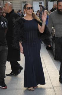 Mariah Carey feet photo thumbnail