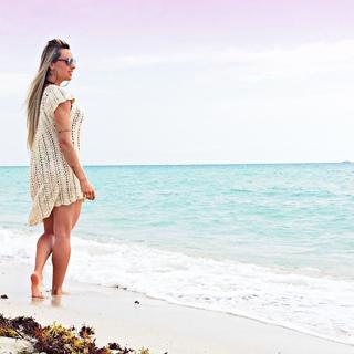 Juliana Salimeni feet photo thumbnail