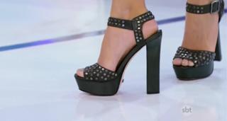 Lívia Andrade feet photo thumbnail