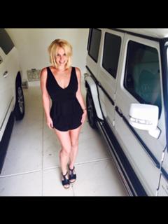 Britney Spears feet photo thumbnail