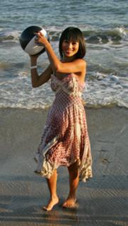 Bai Ling feet photo thumbnail