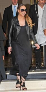 Mariah Carey feet photo thumbnail