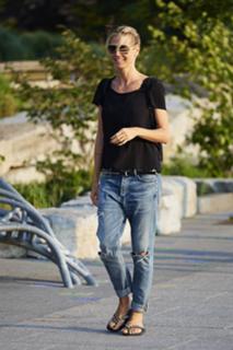 Heidi Klum feet photo thumbnail