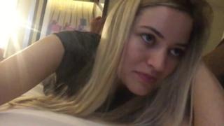 Justine Ezarik feet photo thumbnail
