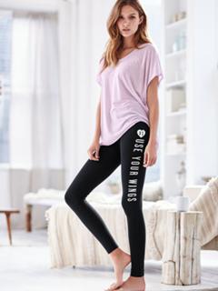 Josephine Skriver feet photo thumbnail