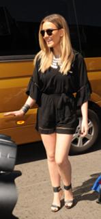 Perrie Edwards feet photo thumbnail