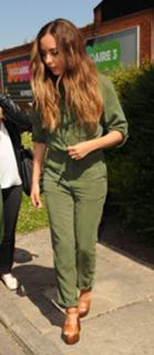 Jade Thirlwall feet photo thumbnail