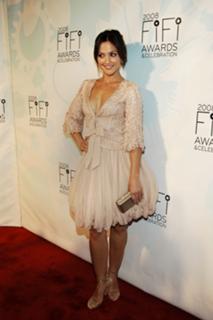 Minka Kelly feet photo thumbnail