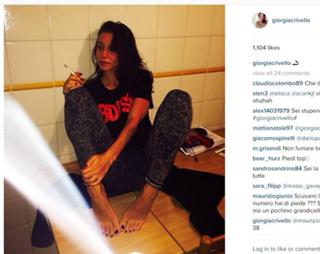 Giorgia Crivello feet photo thumbnail