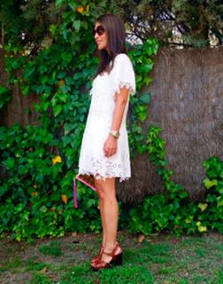 Paula Echevarría feet photo thumbnail