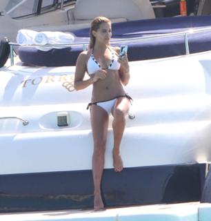 Sylvie Meis feet photo thumbnail