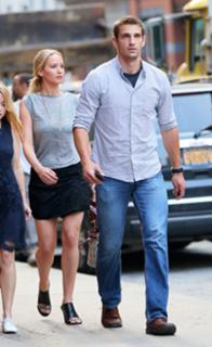 Jennifer Lawrence feet photo thumbnail