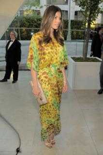 Jessica Biel feet photo thumbnail