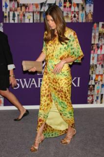 Jessica Biel feet photo thumbnail