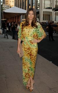 Jessica Biel feet photo thumbnail
