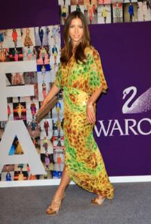 Jessica Biel feet photo thumbnail