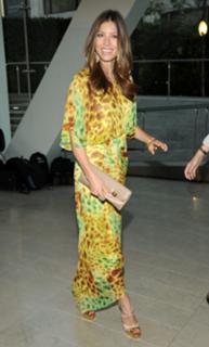 Jessica Biel feet photo thumbnail
