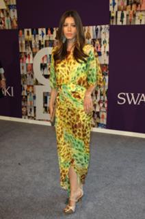 Jessica Biel feet photo thumbnail