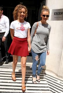 Jade Thirlwall feet photo thumbnail
