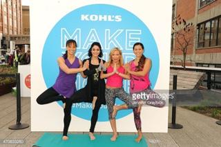 Vanessa Hudgens feet photo thumbnail