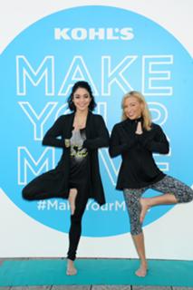 Vanessa Hudgens feet photo thumbnail