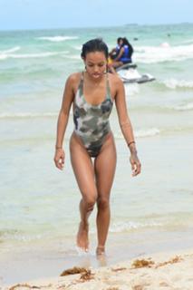 Karrueche Tran feet photo thumbnail