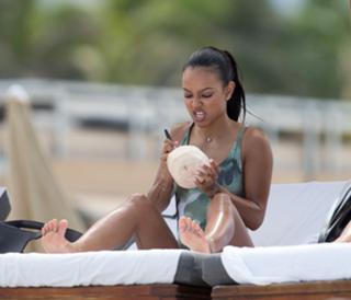 Karrueche Tran feet photo thumbnail