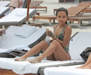 Karrueche Tran feet photo thumbnail