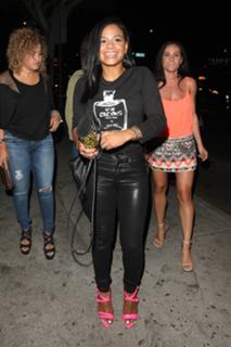 Christina Milian feet photo thumbnail