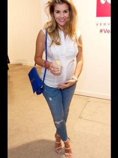 Imogen Thomas feet photo thumbnail
