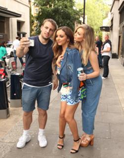 Jade Thirlwall feet photo thumbnail