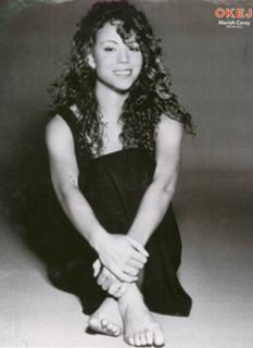 Mariah Carey feet photo thumbnail
