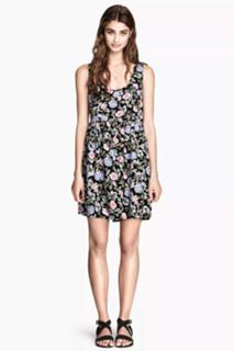 Taylor Hill feet photo thumbnail