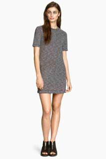 Taylor Hill feet photo thumbnail