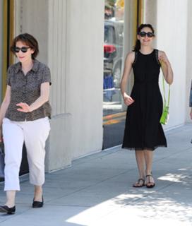 Emmy Rossum feet photo thumbnail