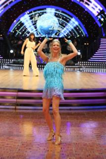 Denise Van Outen feet photo thumbnail
