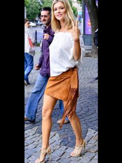 Joanna Krupa feet photo thumbnail