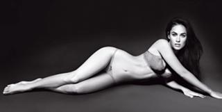 Megan Fox feet photo thumbnail
