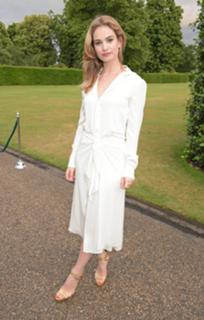 Lily James feet photo thumbnail