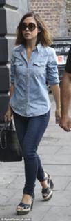 Myleene Klass feet photo thumbnail
