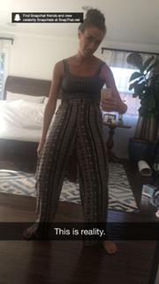 Colleen Ballinger feet photo thumbnail