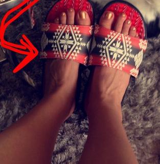 Rachel A. DeMita feet photo thumbnail